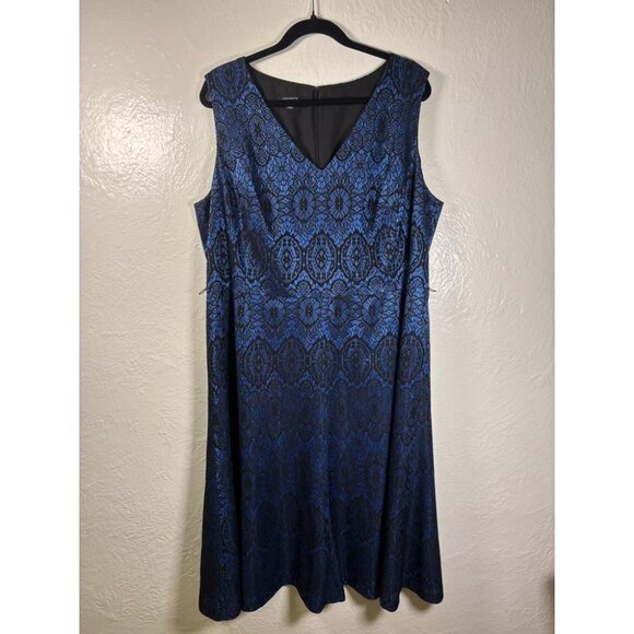 Jones New York Sz 18 Blue Dres w Black Lace Overlay, Lined Sleeveless Belt NYE - Picture 2 of 9